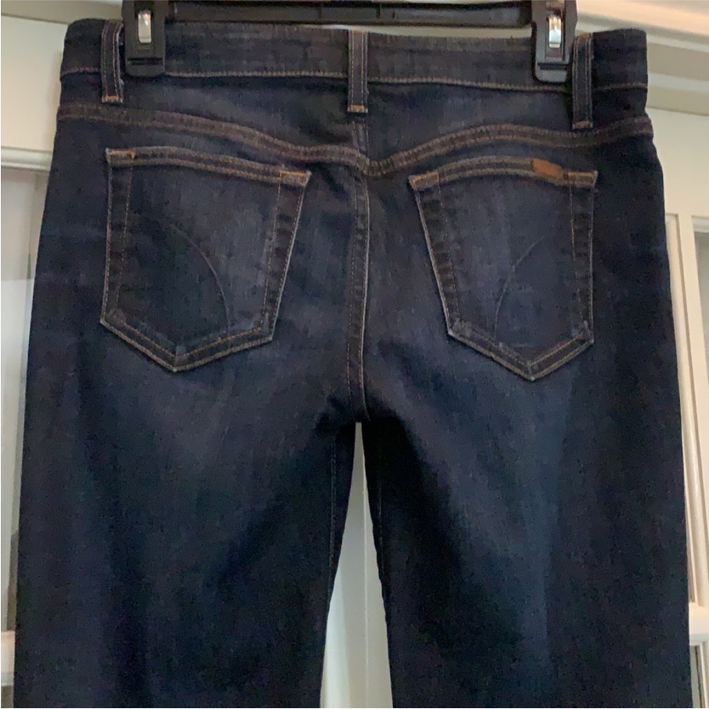 Joe’s Jeans blue mid rise boot cut dark wash jeans Size 28